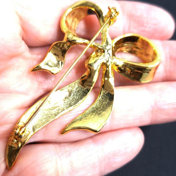 Blue Enamel Gold Plated Bow Brooch, Faux Diamond Dust Finish, 1960s Vintage - Picture 6 of 8